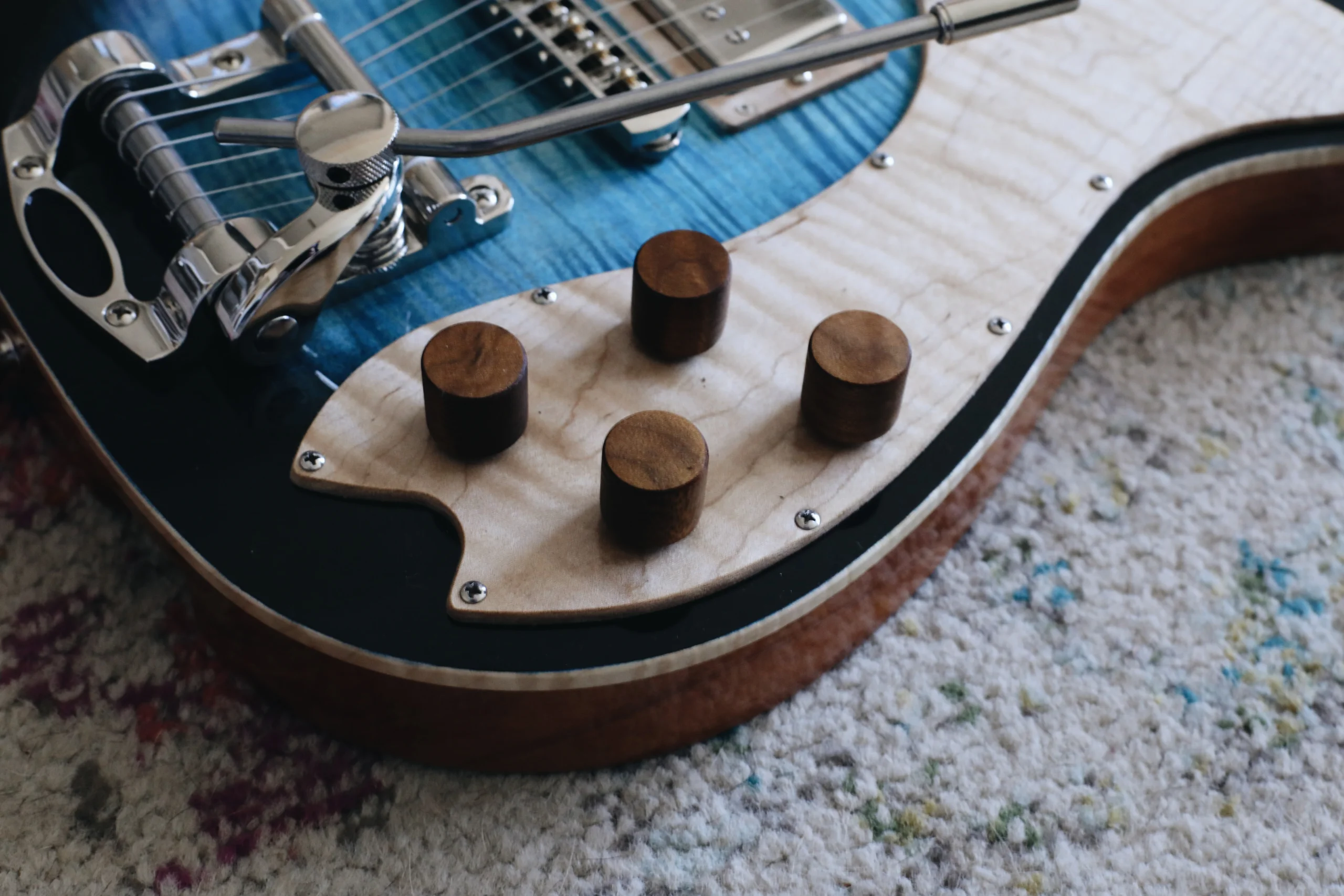 Clarus | Blue Burst — detail